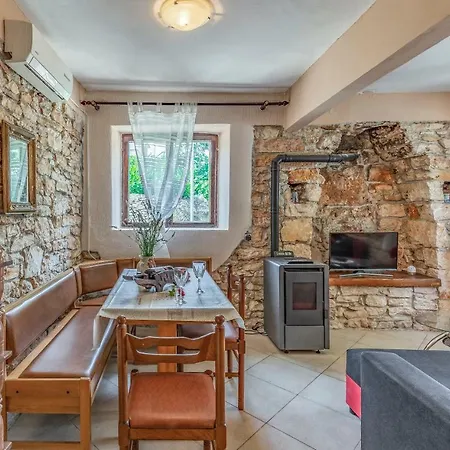 Vikendica Stone House Histria