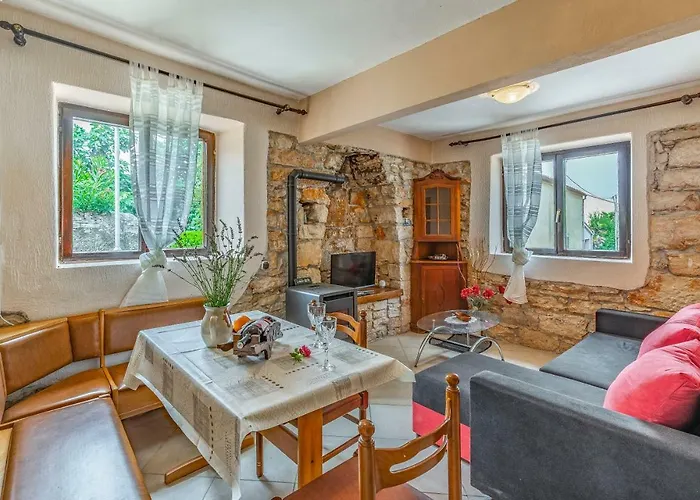 Stone House Histria *