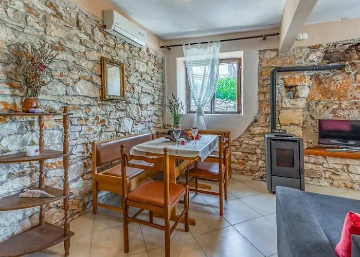 펜션 Stone House Histria